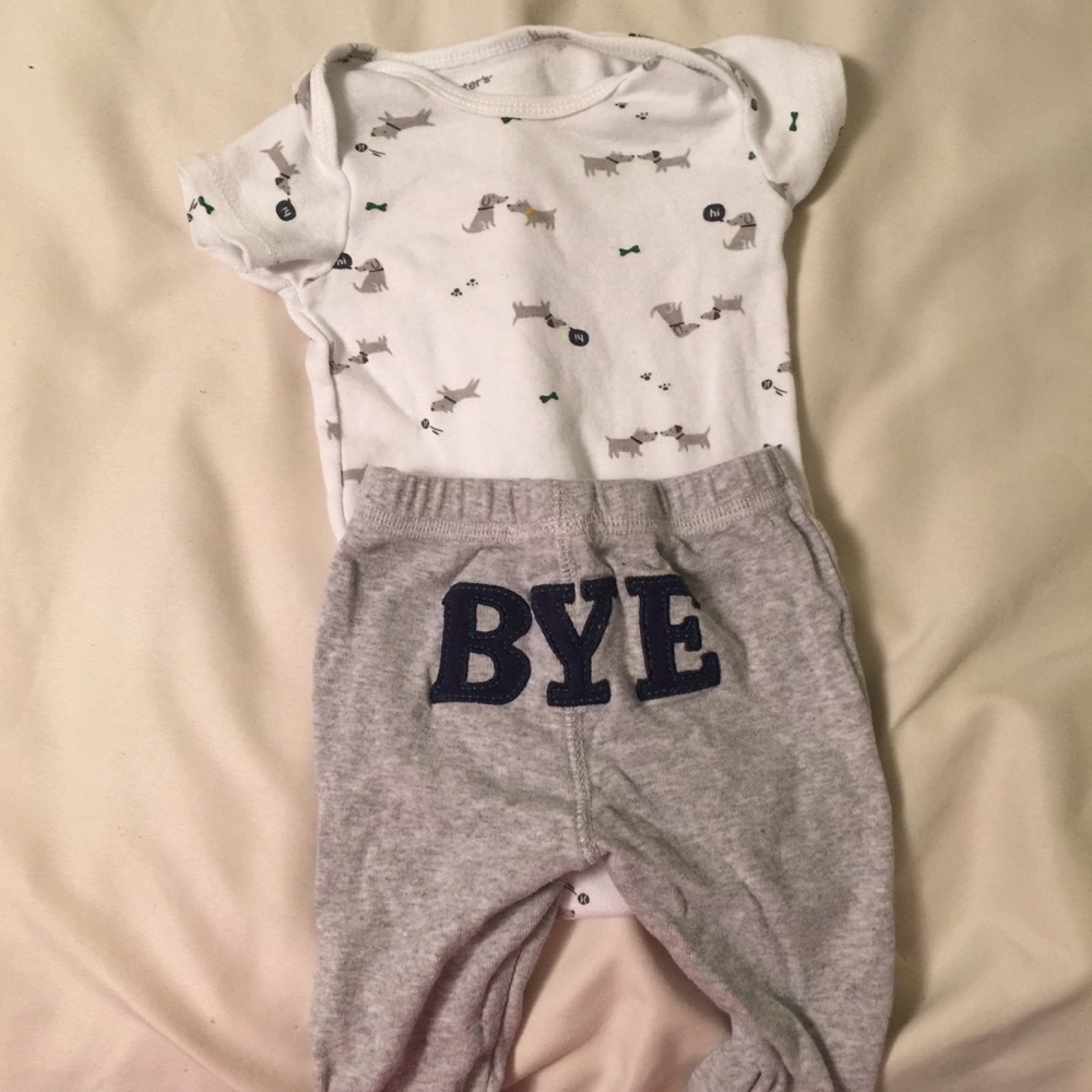 “Hi Bye” Carters outfit